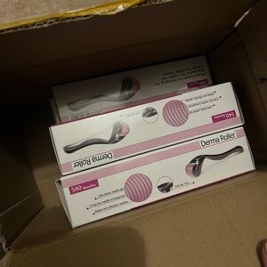 Box of 8 brand new dermaroller systems 0.30mm